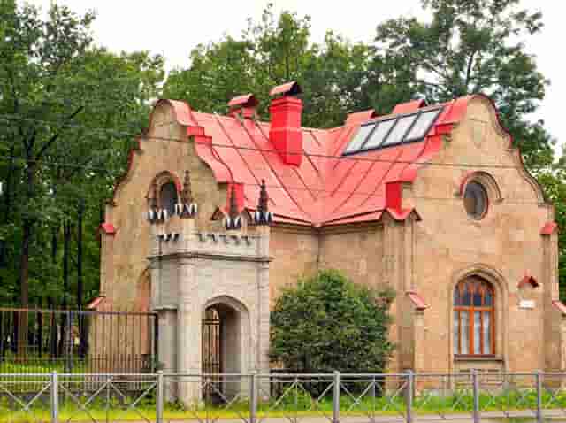 低温会使细胞内自由水的比例降低(低温引起的细胞冻伤)